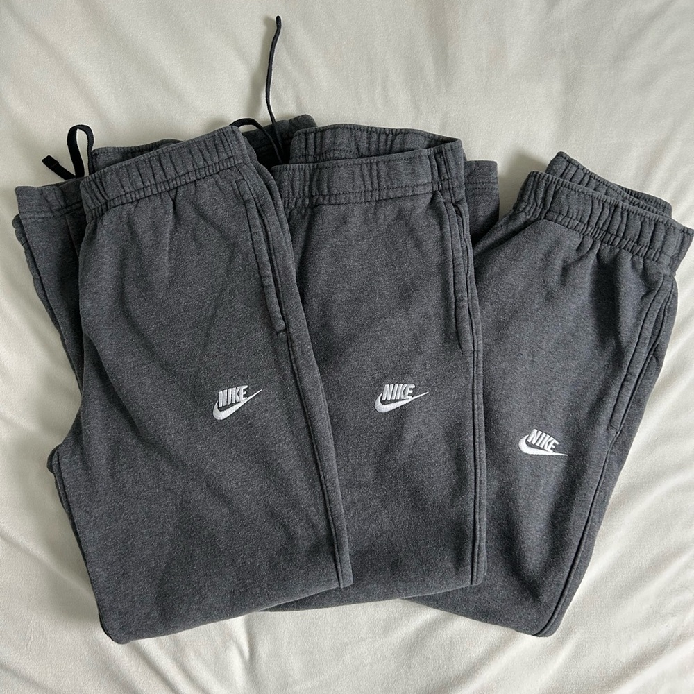 Nike Youth Sweatpants pack of 3